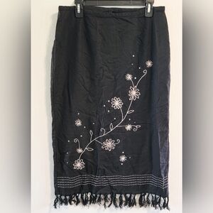 L Linen Blend Embroidered Dark Cottagecore Boho Floral Maxi Fringe Requirements
